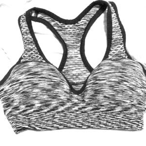 PINK Victoria’s Secret sports bra